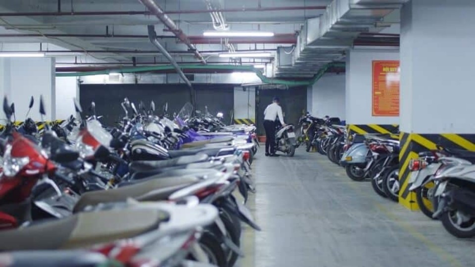 Bãi giữ xe máy 24/24 có hệ thống an ninh tốt ở Quận 3