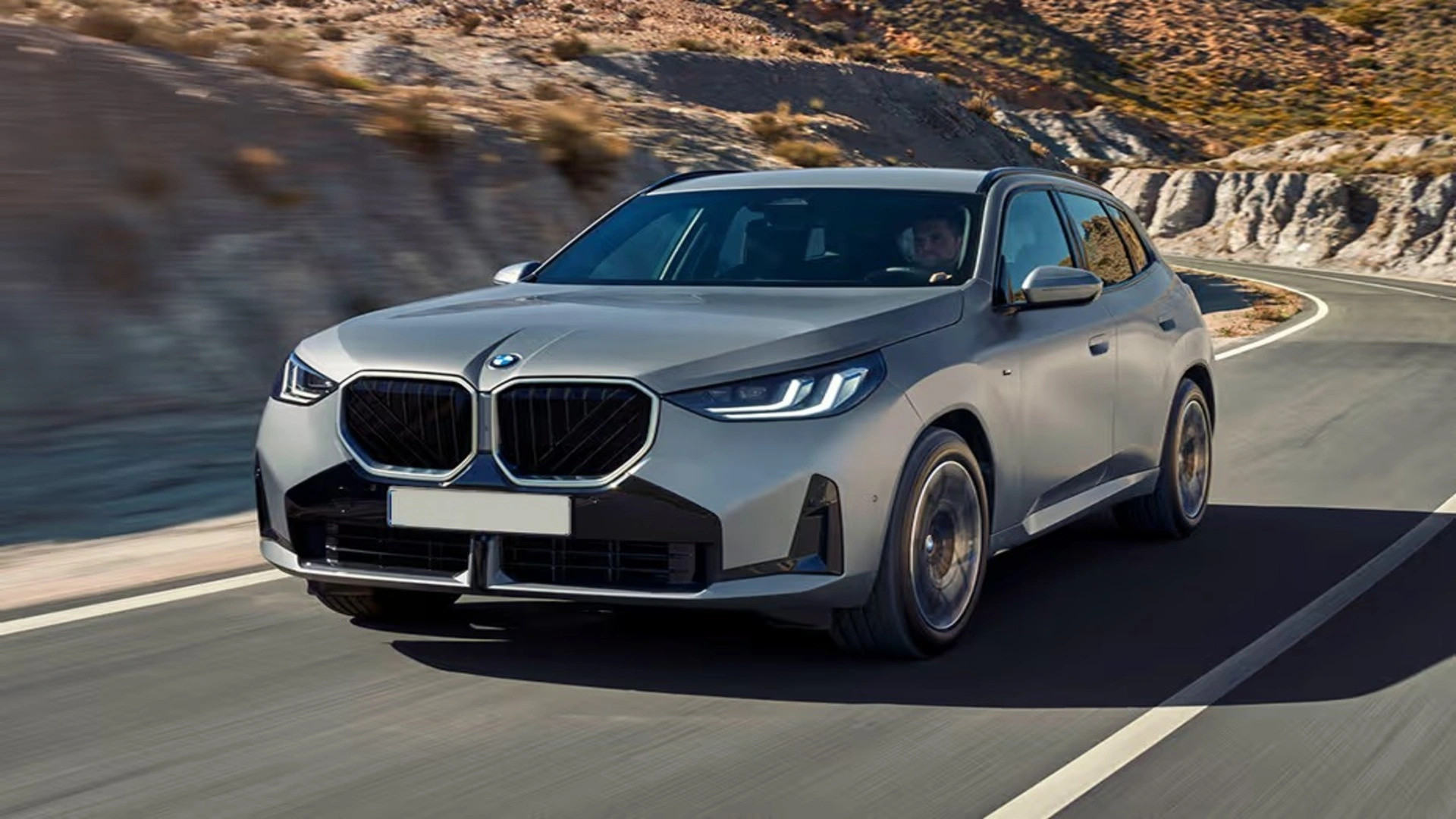 BMW X3 là mẫu SUV sang trọng, thể thao với thiết kế mạnh mẽ và năng động