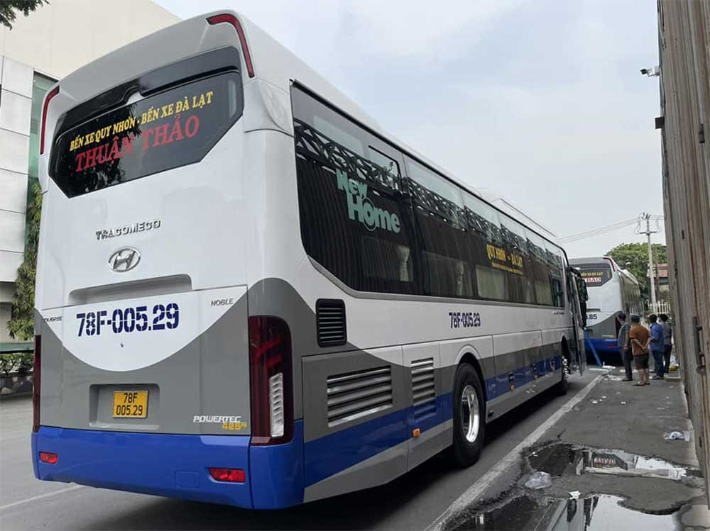 Đội xe Thuận Thảo sẵn sàng phục vụ khách hàng trên các tuyến đường