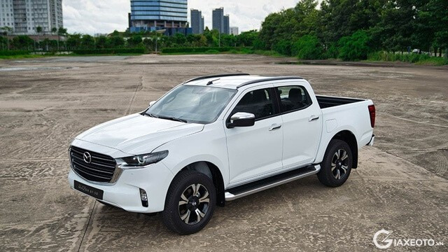 gia-xe-mazda-bt50