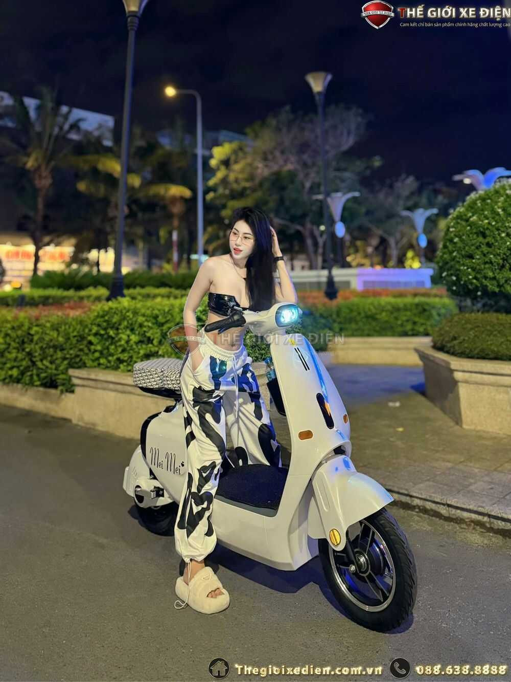 Hình ảnh tổng thể xe điện K1 Dylexe VC K1 màu trắng thanh lịch