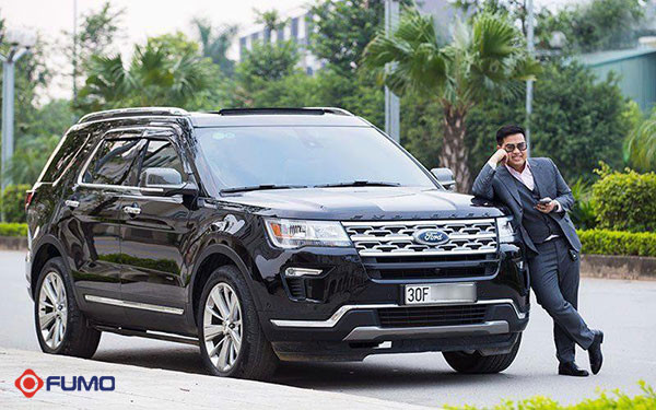 Hình ảnh xe ô tô đẹp Ford Explorer màu trắng sang trọng
