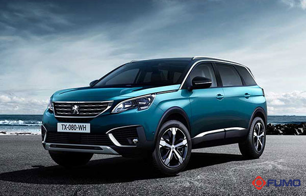 Hình ảnh xe ô tô đẹp Peugeot 5008 màu xanh ngọc