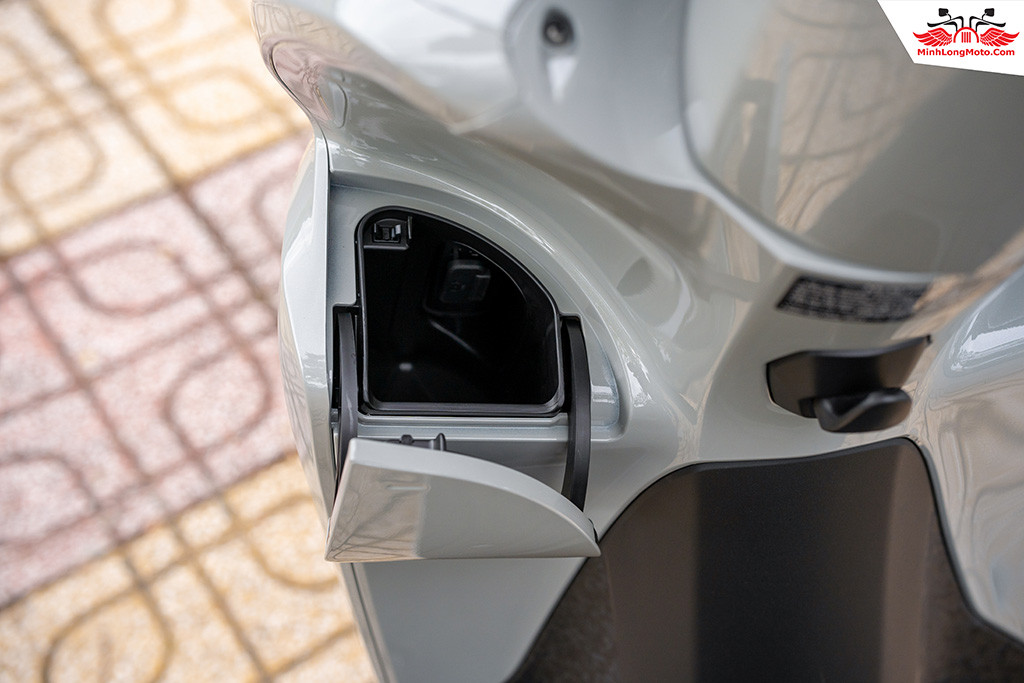 Hộc chứa đồ phụ xe Vision mới