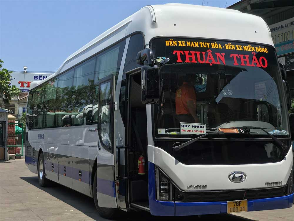 Nhà xe Thuận Thảo cung cấp dịch vụ xe giường nằm cao cấp với nhiều tiện nghi cho hành khách tại Phú Yên