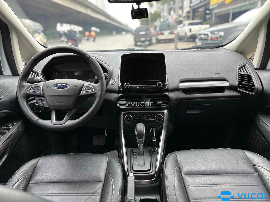 Nội thất Ford EcoSport - xe Ford 5 chỗ gầm cao