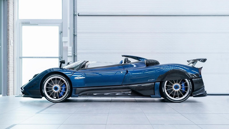 Pagani Zonda HP Barchetta màu xanh bạc, siêu xe mui trần hai chỗ ngồi cực hiếm