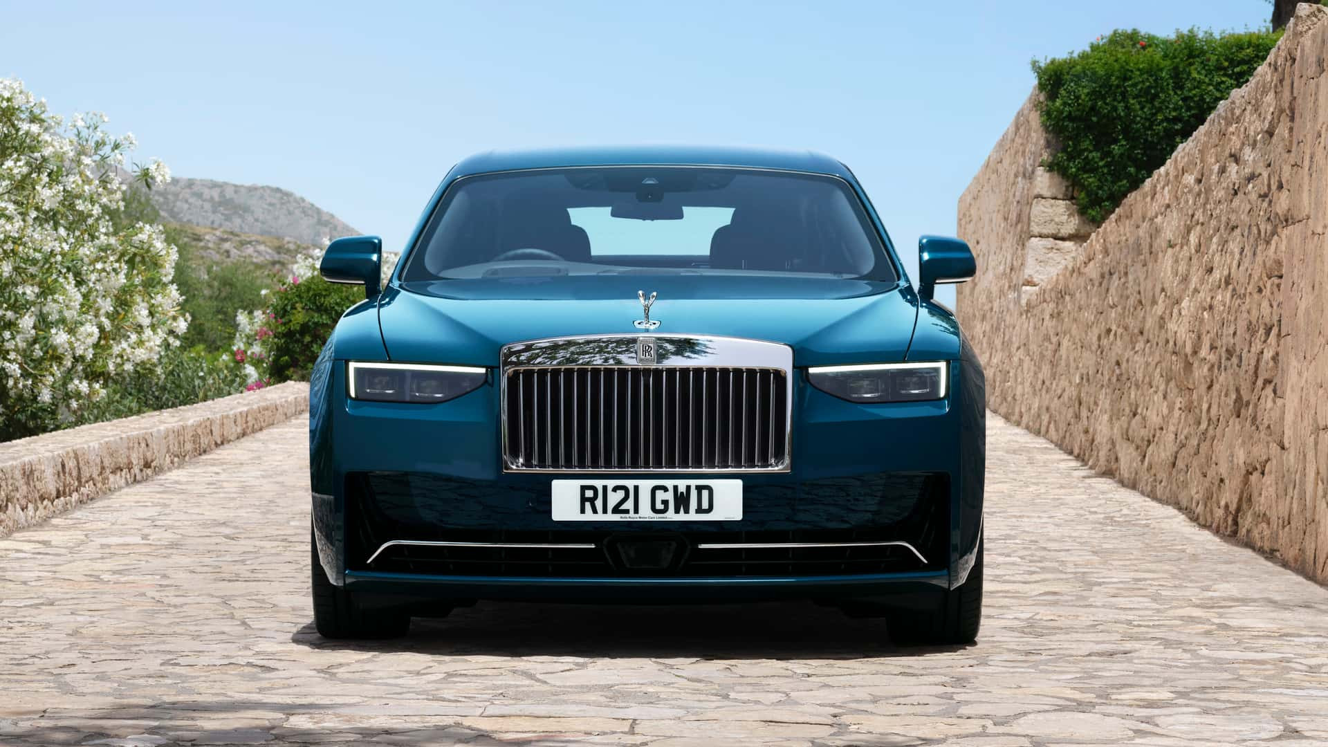 Rolls Royce Ghost 2025 ngoại thất tinh tế