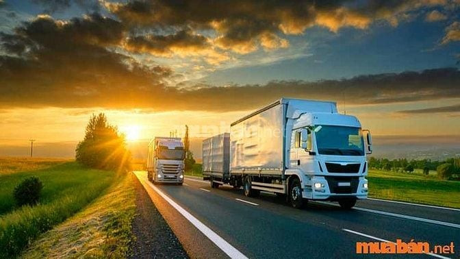 Sự phát triển của trao đổi hàng hóa thúc đẩy nhu cầu tuyển lái xe B2 Hà Nội tăng cao