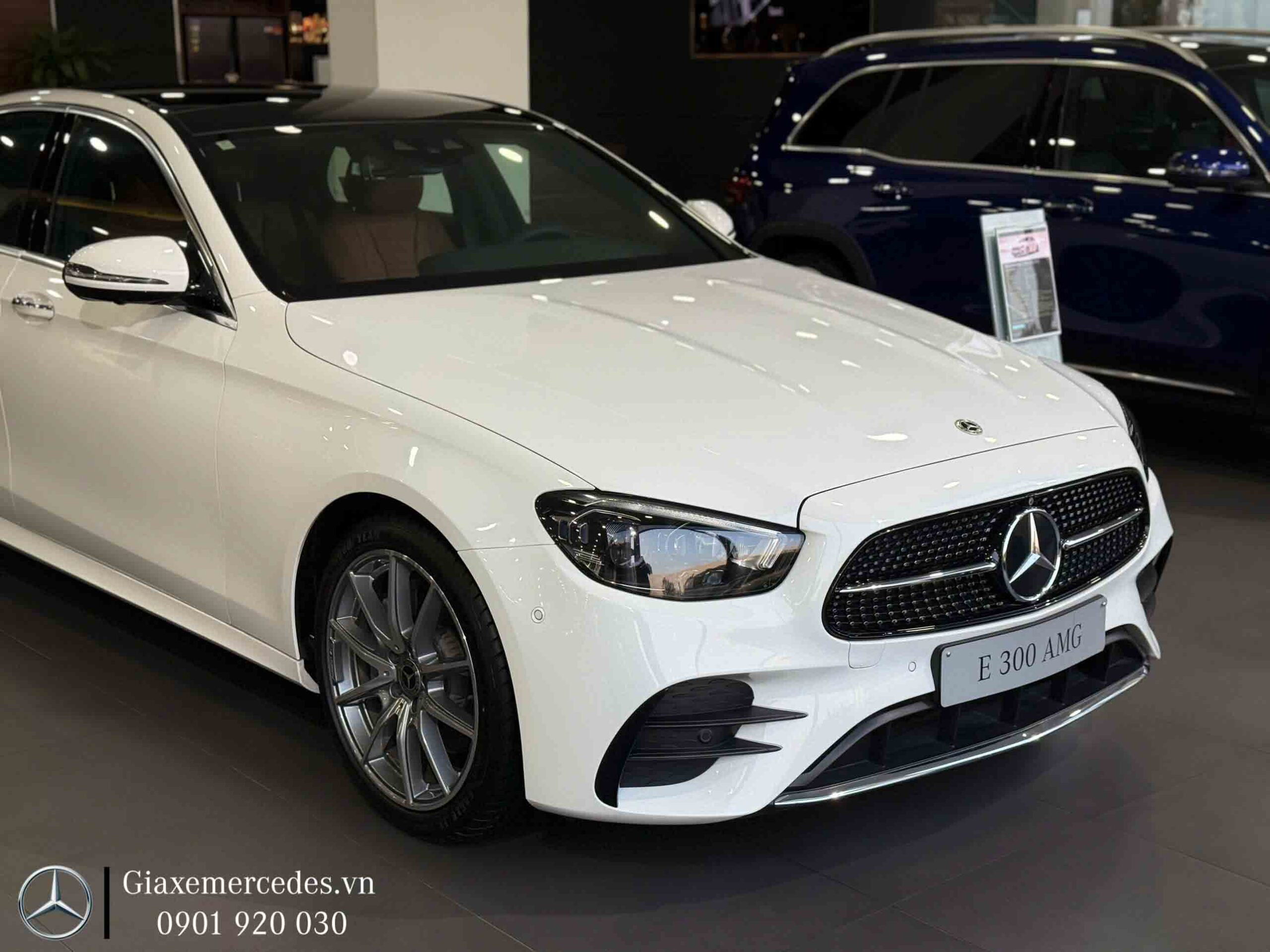 Tổng thể phần đầu và thân xe Mercedes E300 AMG