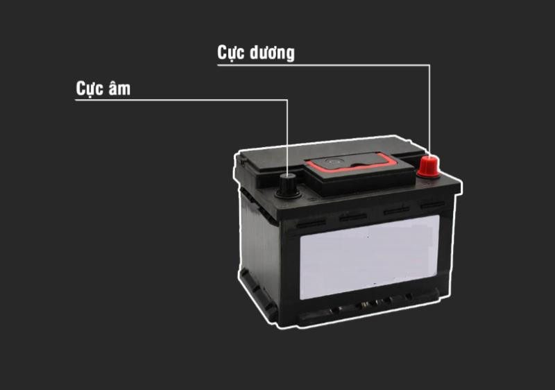 Xác định cực âm dương của ắc quy trong quy trình đấu 4 bình ắc quy xe đạp điện