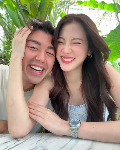 Những Khoảnh Khắc Đặc Biệt Của Baifern Và Bạn Trai Trong Xe Ô Tô Những Khoảnh Khắc Đặc Biệt Của Baifern Và Bạn Trai Trong Xe Ô Tô