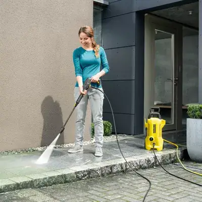 Đánh Giá Chi Tiết: Top 5 Bơm Cao Áp Rửa Xe Ô Tô Karcher Đáng Mua Nhất Hiện Nay