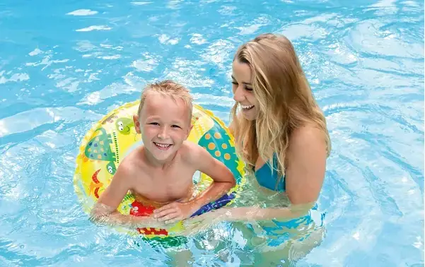 Đánh Giá Chi Tiết Các Giải Pháp Bơm Hơi Cho Ruột Xe Ô Tô Để Tập Bơi