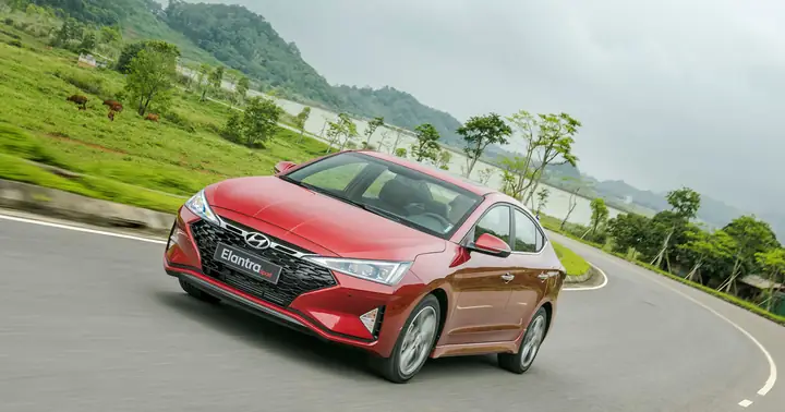 Top 10 Các Xe Ô Tô Hạng Phổ Thông Nổi Bật Nhất Thị Trường Hiện Nay