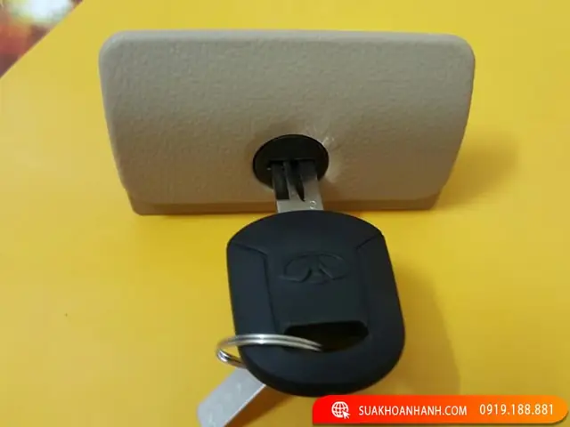 Các Phương Pháp Gia Công Chế Tạo Khóa Hộp Đựng Đồ Xe Ô Tô