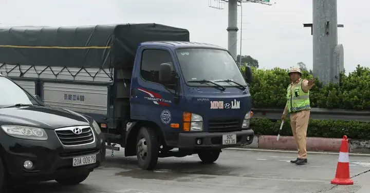 Top 5 Dịch Vụ Chuyên Phục Chế Két Nước Ô Tô Xe 45 Chỗ Uy Tín, Chất Lượng Nhất