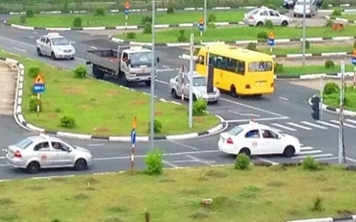 Đánh Giá Chi Tiết Các Phương Pháp Chuyển Đổi Định Dạng Video Cho Xe Ô Tô: Mkv Sang Divx Và Các Lựa Chọn Tối Ưu Hơn