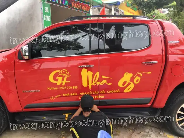 Đánh Giá Chi Tiết Top 5 Dịch Vụ Dán Chữ Lên Xe Ô Tô Uy Tín, Bền Đẹp Nhất Hiện Nay Đánh Giá Chi Tiết Top 5 Dịch Vụ Dán Chữ Lên Xe Ô Tô Uy Tín, Bền Đẹp Nhất Hiện Nay
