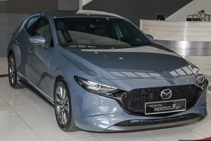 Đuôi Cá Xe Ô Tô Hatchback: Cấu Tạo, Công Dụng Và Những Điều Cần Biết