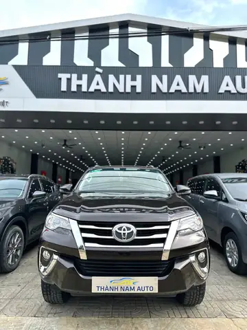Đánh Giá Chi Tiết Toyota Fortuner Cũ: Nên Mua Phiên Bản Nào Và Giá Bao Nhiêu?