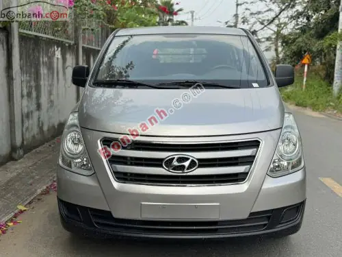 Đánh Giá Chi Tiết Hyundai Starex 2026: Lựa Chọn Tối Ưu Cho Doanh Nghiệp Và Gia Đình Lớn?
