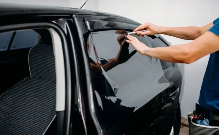 Top 7 Loại Giấy Dán Kính Xe Ô Tô Tốt Nhất, Phù Hợp Từng Nhu Cầu Top 7 Loại Giấy Dán Kính Xe Ô Tô Tốt Nhất, Phù Hợp Từng Nhu Cầu