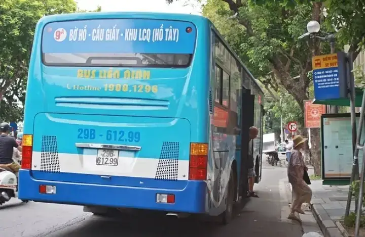 Cách Biến Những Chuyến Đi Trên Xe Thành Giờ Học Tiếng Anh Vui Nhộn Cho Hai Bố Con