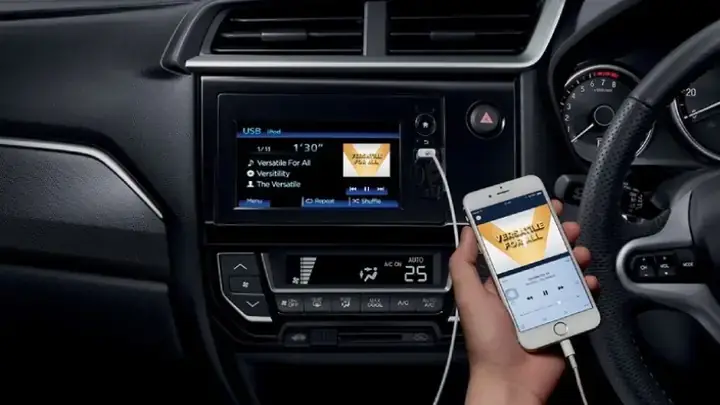 Đánh Giá Chi Tiết Xe Fotuerner: Lựa Chọn Suv 7 Chỗ Giá Rẻ Có Thực Sự Đáng Tiền?