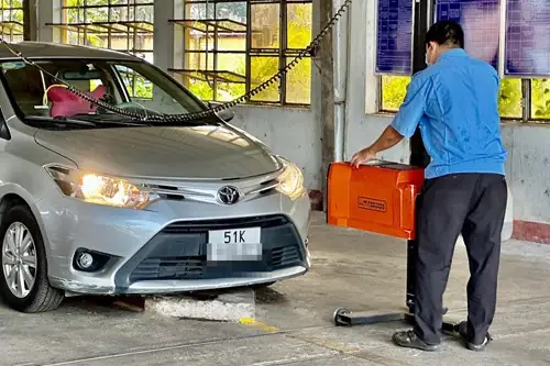 Hướng Dẫn Chuẩn Bị Hồ Sơ Đăng Ký Đăng Kiểm Xe Ô Tô Điện Chi Tiết Nhất