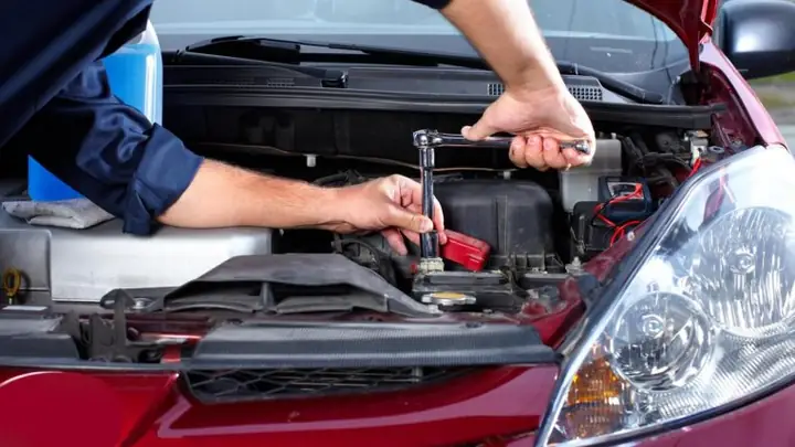 Đánh Giá Chi Tiết Hợp Đồng Bảo Dưỡng Xe Ô Tô: Nên Chọn Gói Dịch Vụ Nào Cho Xe Volkswagen?