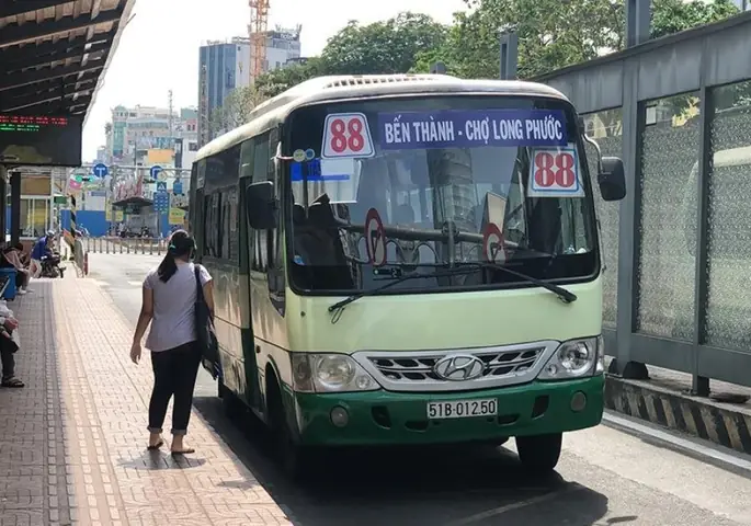 Kho Xe Xí Nghiệp Ô Tô Là Gì? Các Dạng Phổ Biến Và Ứng Dụng Thực Tế Kho Xe Xí Nghiệp Ô Tô Là Gì? Các Dạng Phổ Biến Và Ứng Dụng Thực Tế