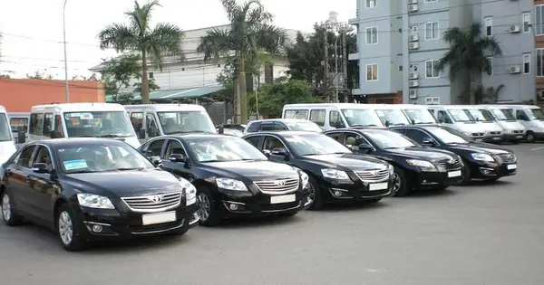 Top 10 Các Nhóm Xe Ô Tô Phổ Biến Nhất: Đánh Giá Chi Tiết & Lựa Chọn Tốt Nhất Cho Bạn