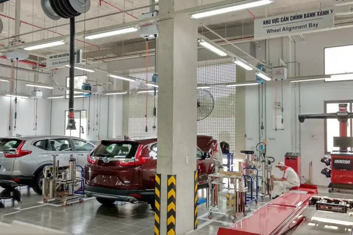 Xe Ô Tô Đã Trở Thành Phương Tiện: Vai Trò Và Tác Động Đến Xã Hội Hiện Đại Xe Ô Tô Đã Trở Thành Phương Tiện: Vai Trò Và Tác Động Đến Xã Hội Hiện Đại