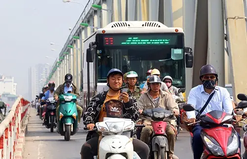 Phân Tích Nguyên Nhân Và Bài Học Từ Sự Cố Xe Ô Tô Đâm Qua Cầu Chương Dương Ở Hà Nội Phân Tích Nguyên Nhân Và Bài Học Từ Sự Cố Xe Ô Tô Đâm Qua Cầu Chương Dương Ở Hà Nội