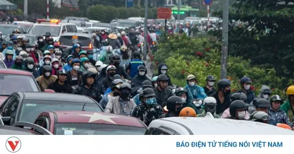 Thực Tế Giao Thông Và Xe Cộ Trên Cầu Long Biên: Góc Nhìn Toàn Diện