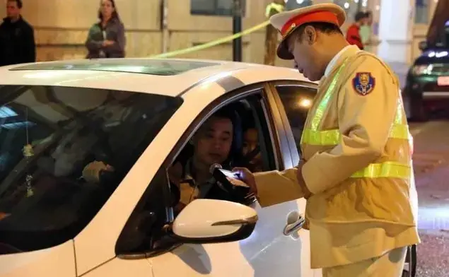 Xe Ô Tô Và Những Điều Cần Biết: Hướng Dẫn Toàn Diện Từ A-z Cho Người Mới Xe Ô Tô Và Những Điều Cần Biết: Hướng Dẫn Toàn Diện Từ A-z Cho Người Mới