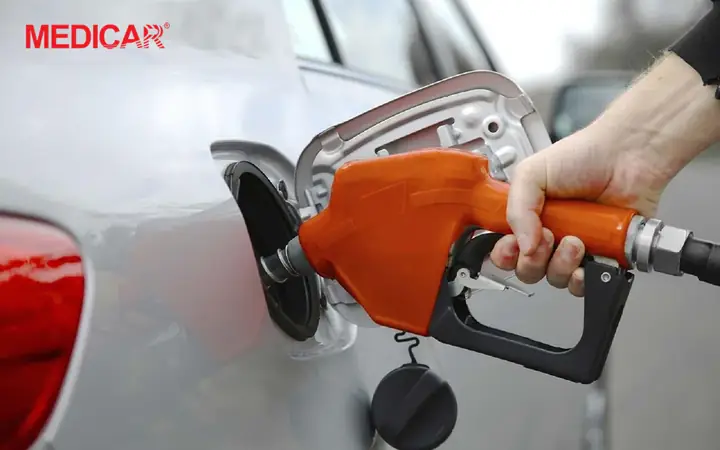 Xử Lý Đúng Cách Khi Xe Ô Tô Hết Dầu: Những Điều Bạn Cần Biết Ngay Lập Tức
